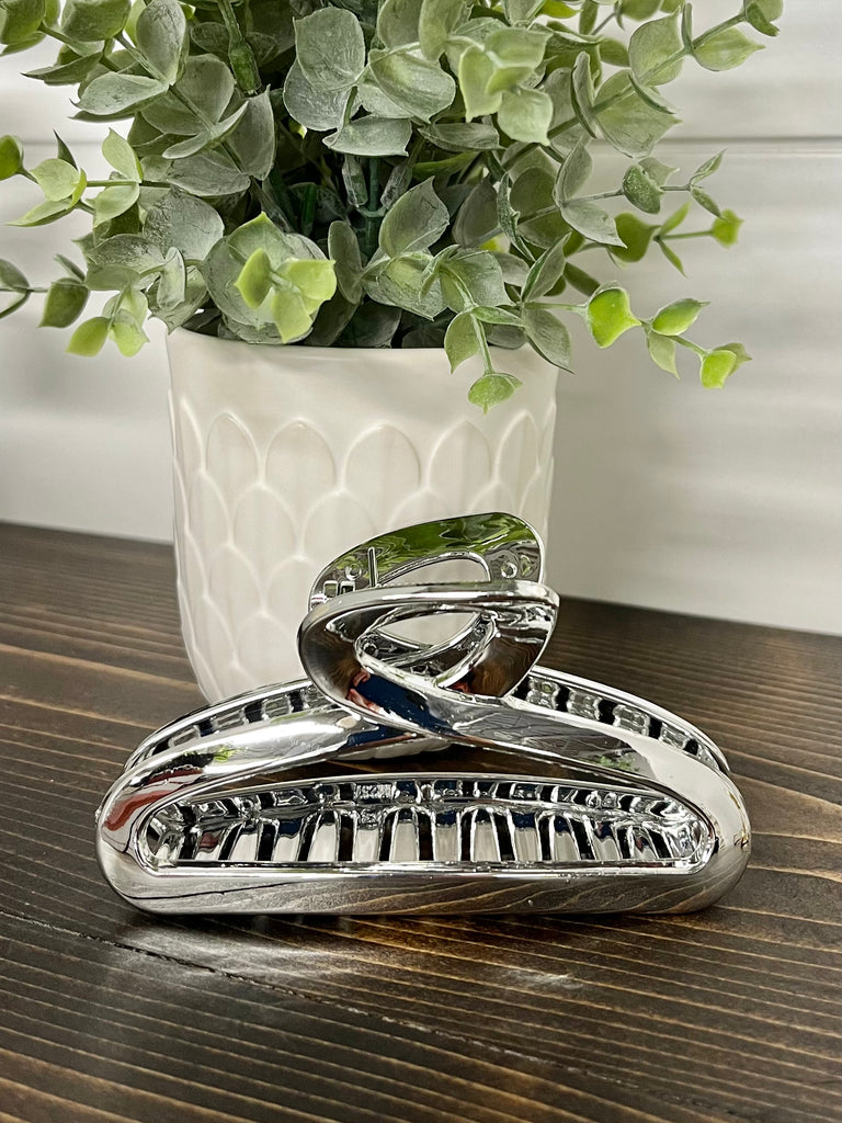Corinne Metallic Claw Clips