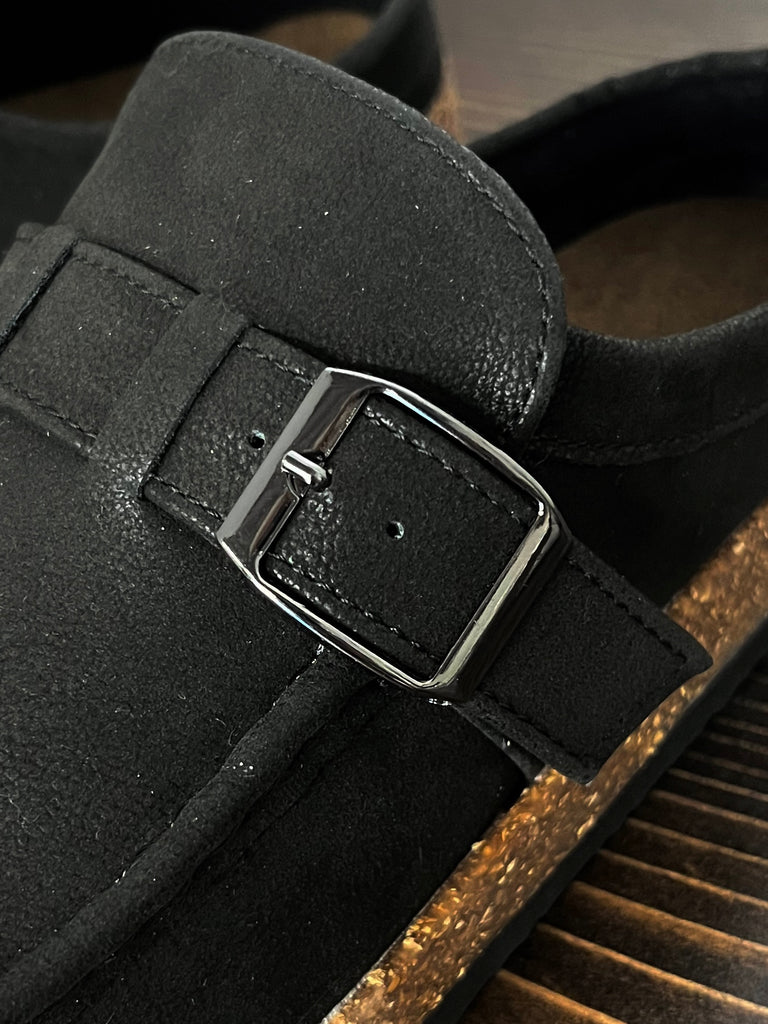 Reese Buckle Clog - Black