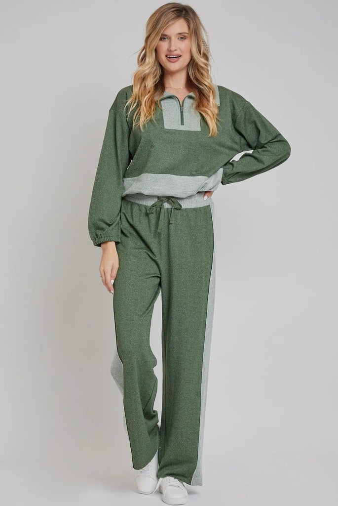 Britta 1/4 Zip Top - Pesto