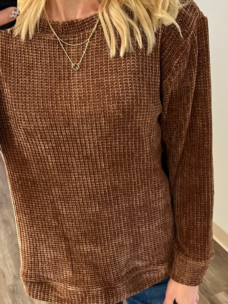 Kinsley Chenille Waffle Knit Sweater - Mocha